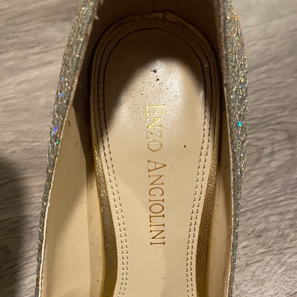 Eenzo Angiolini sparkly gold and silver open toe heels - Picture 4 of 6